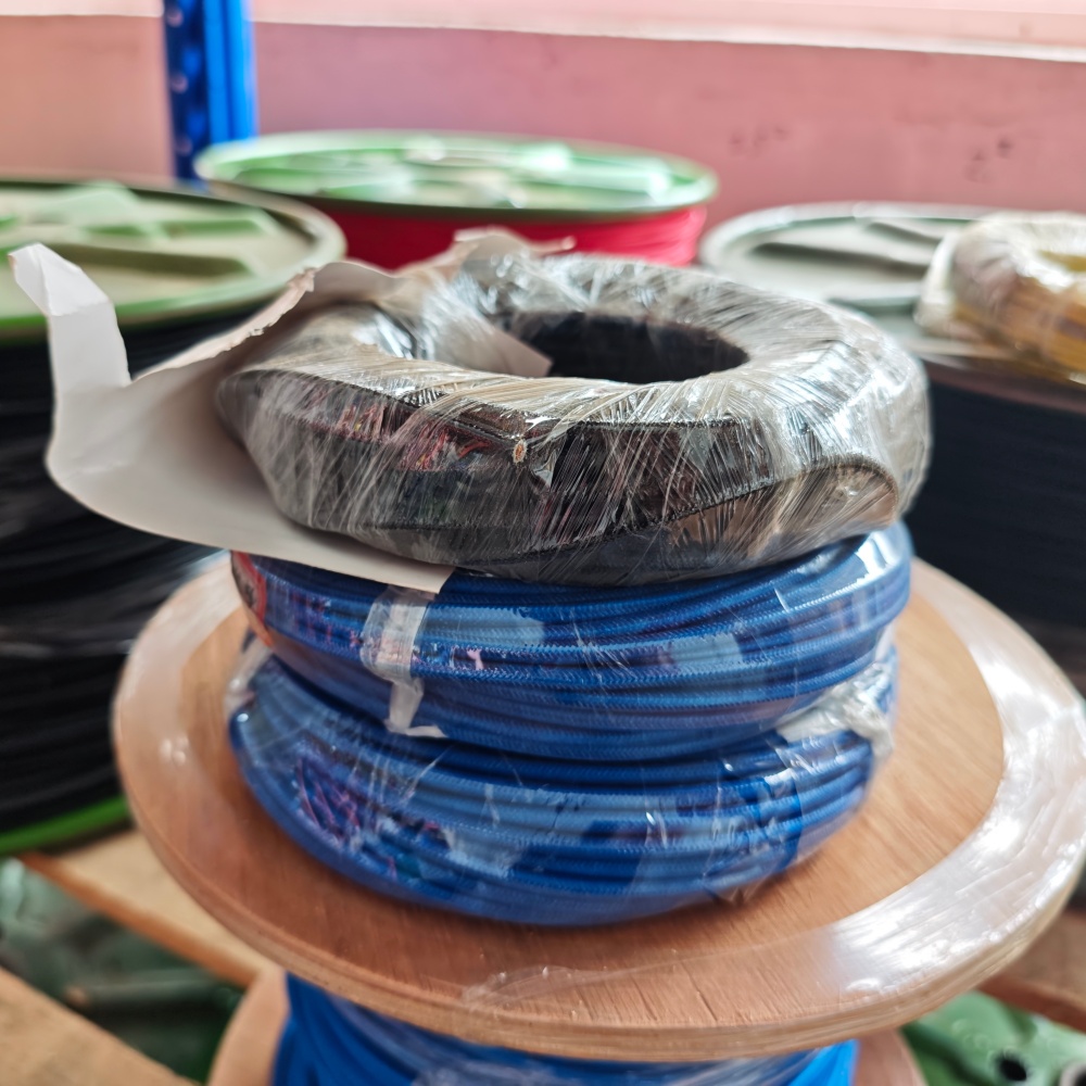 OEM Silicone Heating Cable - Mini Parallel Constant Wattage for Medical Equipment